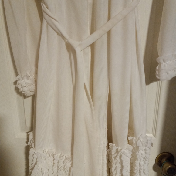 Overlay - Picture 3 of 8